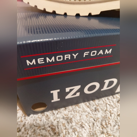 Izod Men's Dark Brown Boots with Cream Sole - Picture 6 of 6